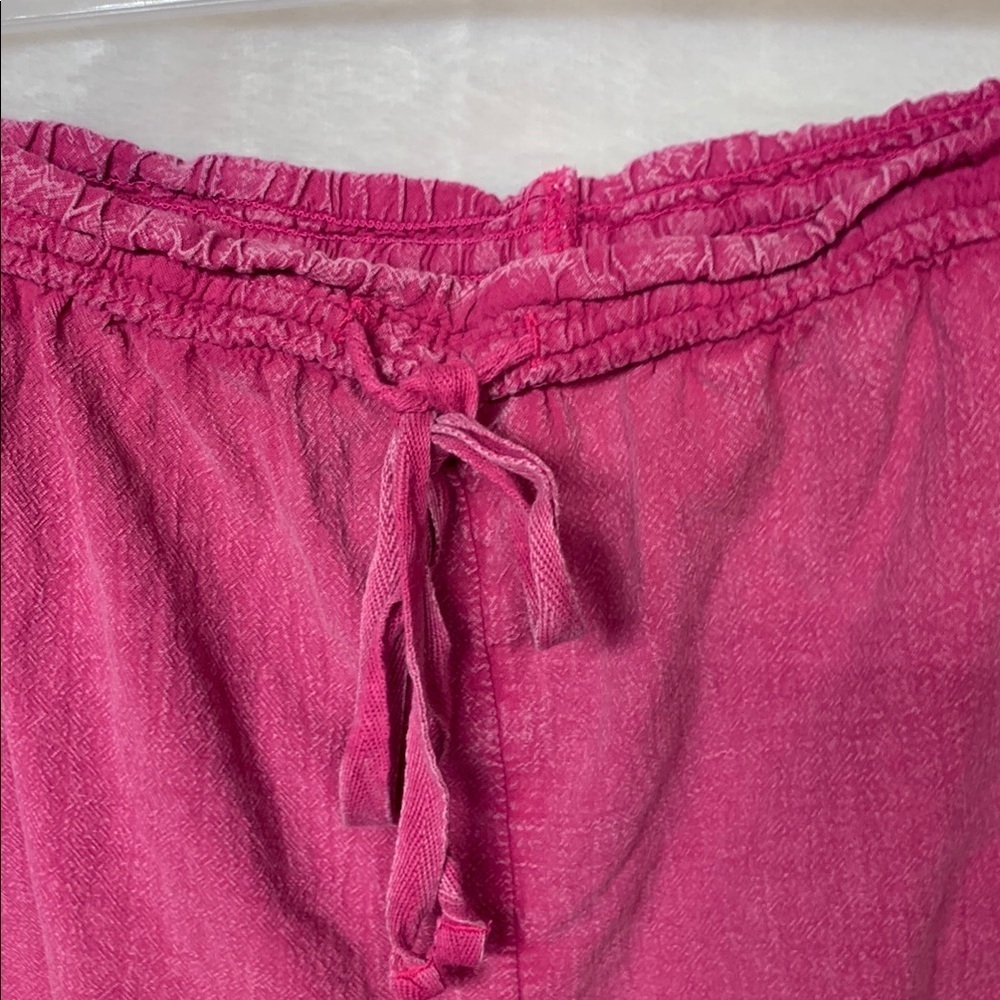 Time & Tru Women's Pink Casual Shorts - Picture 6 of 6